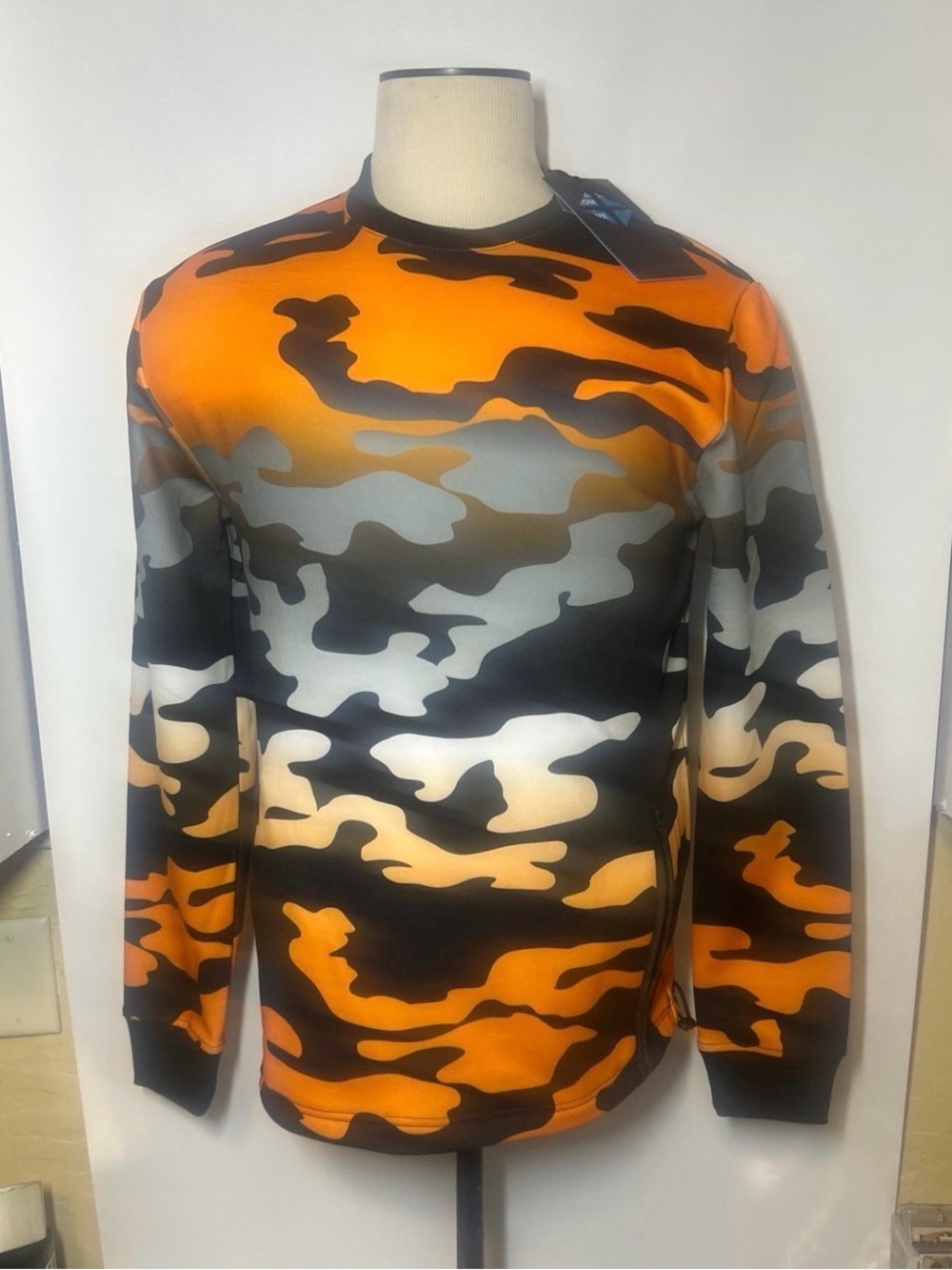 Orange & Black Camouflage sweatshirt create 2mrw